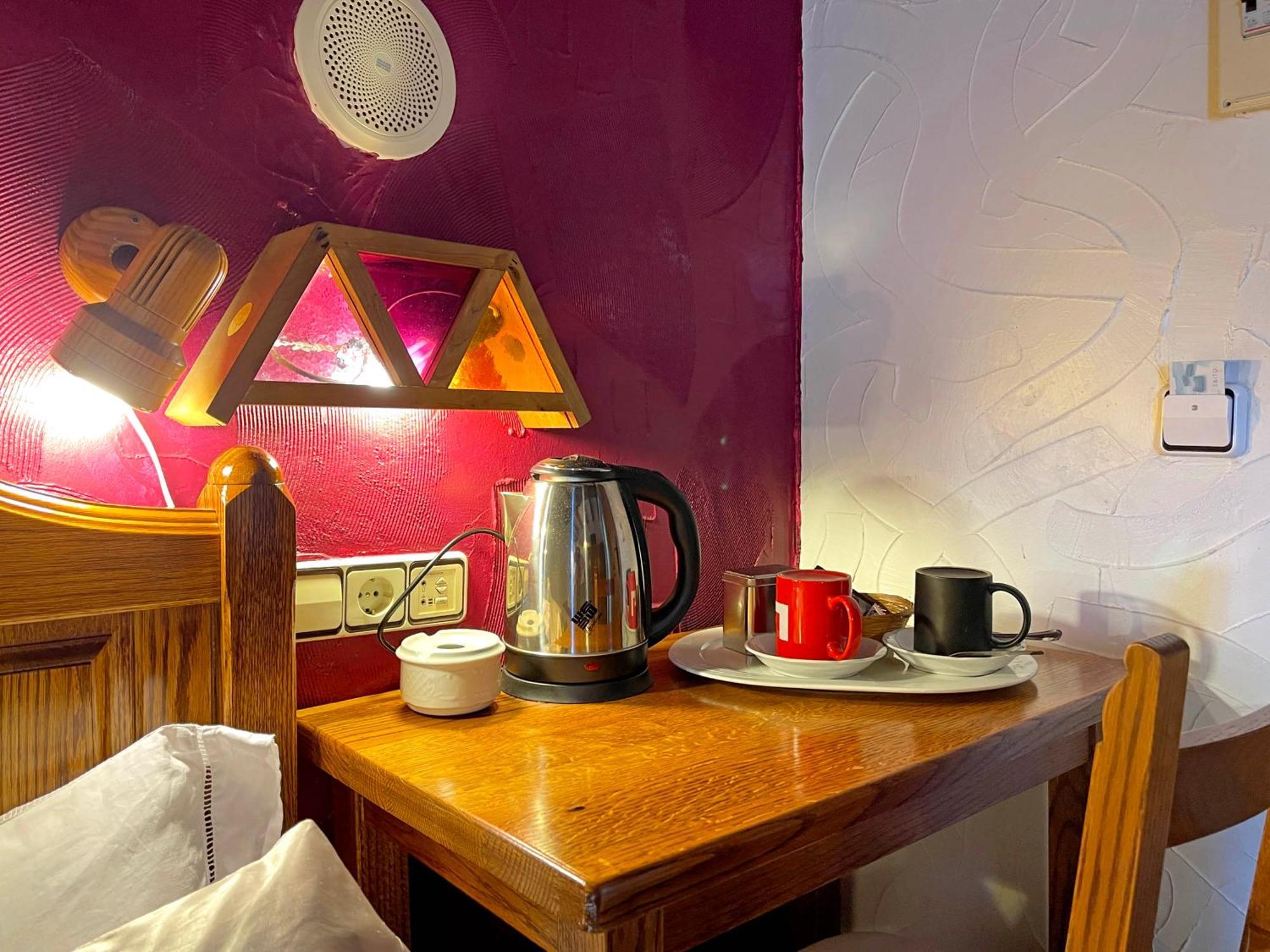 Hotel Peruskenea Jaunsaras Exteriér fotografie